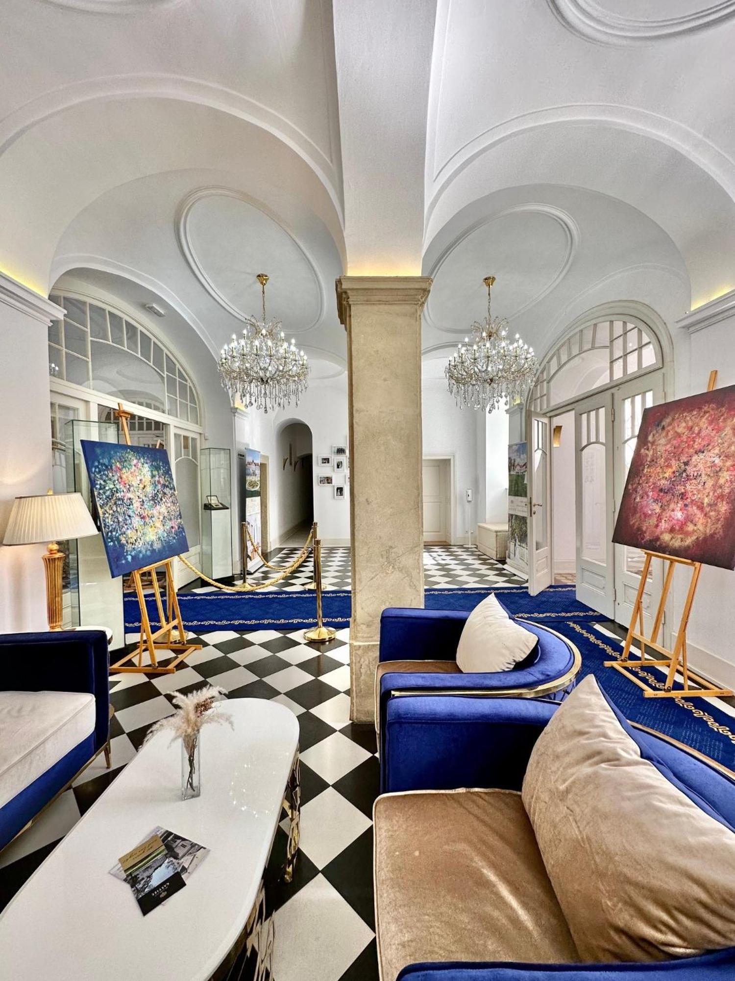 Art Hotel Kastiel Tomasov Ngoại thất bức ảnh