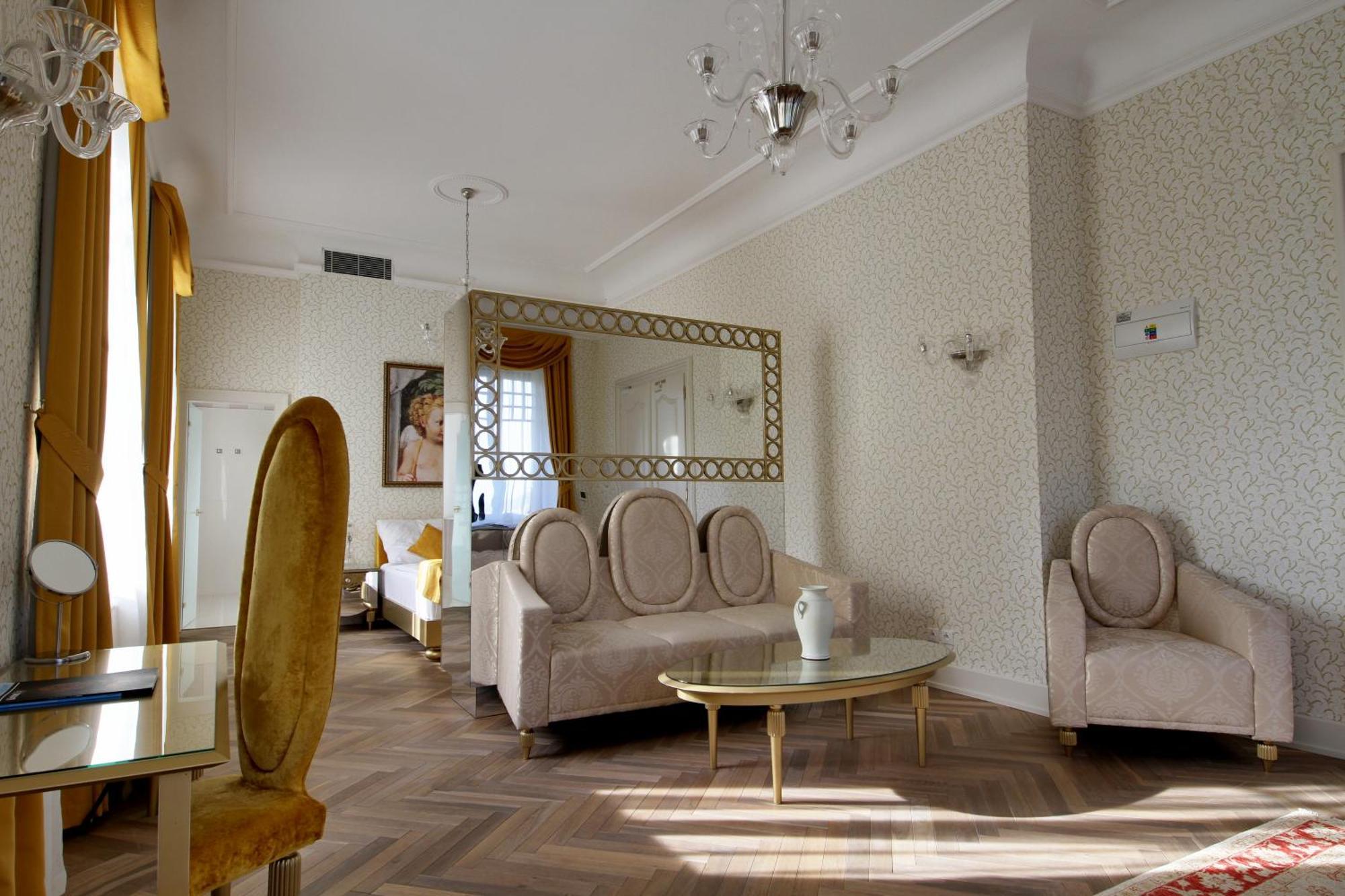 Art Hotel Kastiel Tomasov Phòng bức ảnh